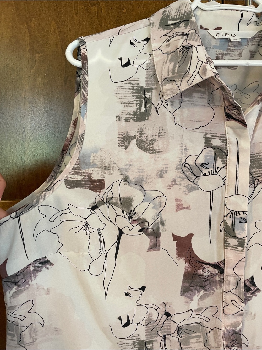 Cleo Sleeveless Floral-Print Button Front Tunic in Blush and Mauve - Picture 6 of 11